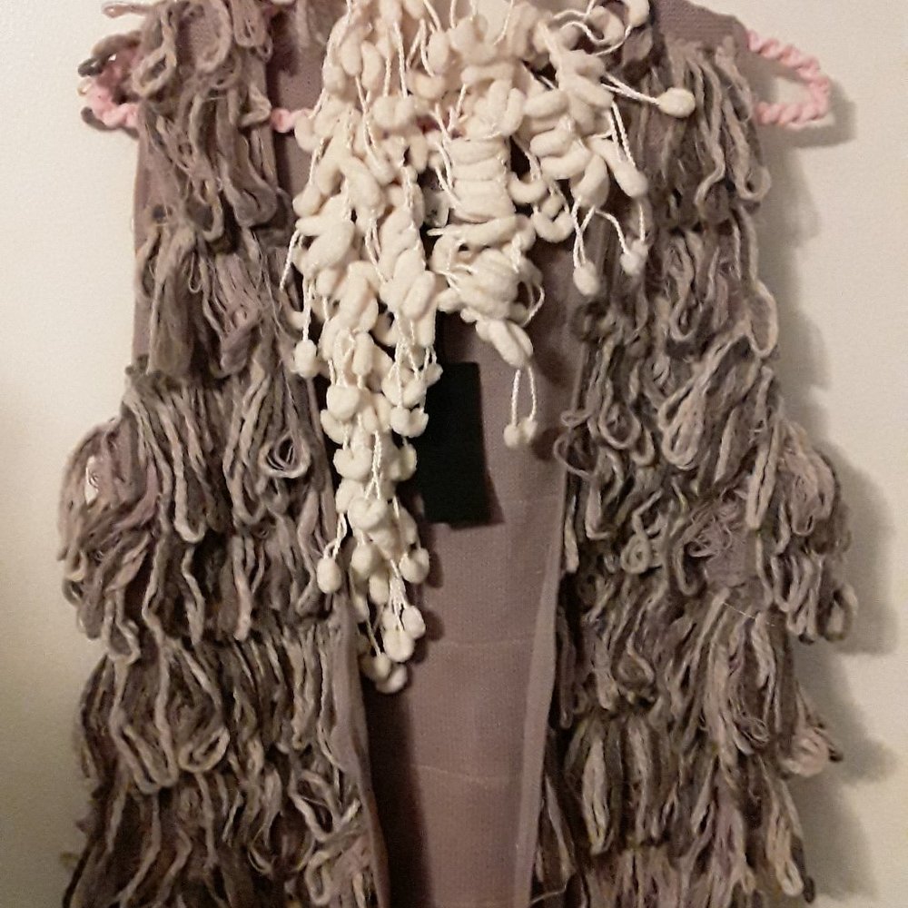 Esley Mocha & Beige Looop Fringe Vest New w/Tag
